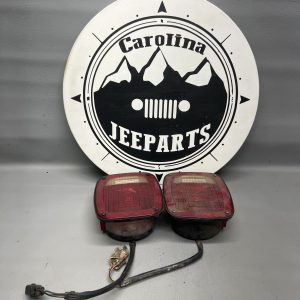 Pair of Taillights Tail Lights Rear Left & Right OEM 98-06 Jeep Wrangler TJ/LJ